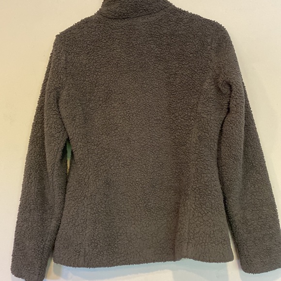 Patagonia small jacket - Picture 4 of 9